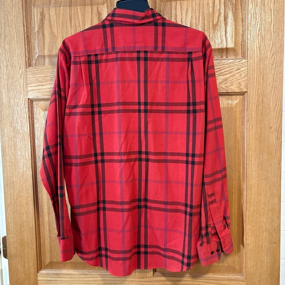 Vtg Van Heusen Gear Red & Black Plaid Long-Sleeved Button-Down Shirt - Men’s L - Picture 2 of 3